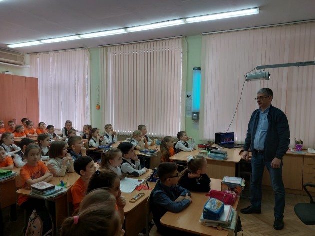 В образовательных организациях проводятся  дополнительные занятия по безопасности